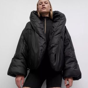 Lululemon Hooded Insulated Wrap